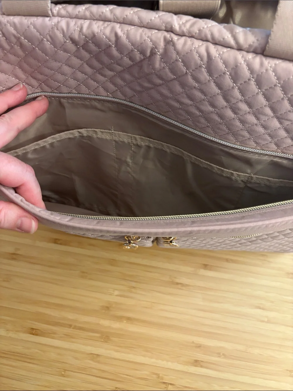 Bagsmart Quilted Light Pink Laptop Bag with Detachable Strap